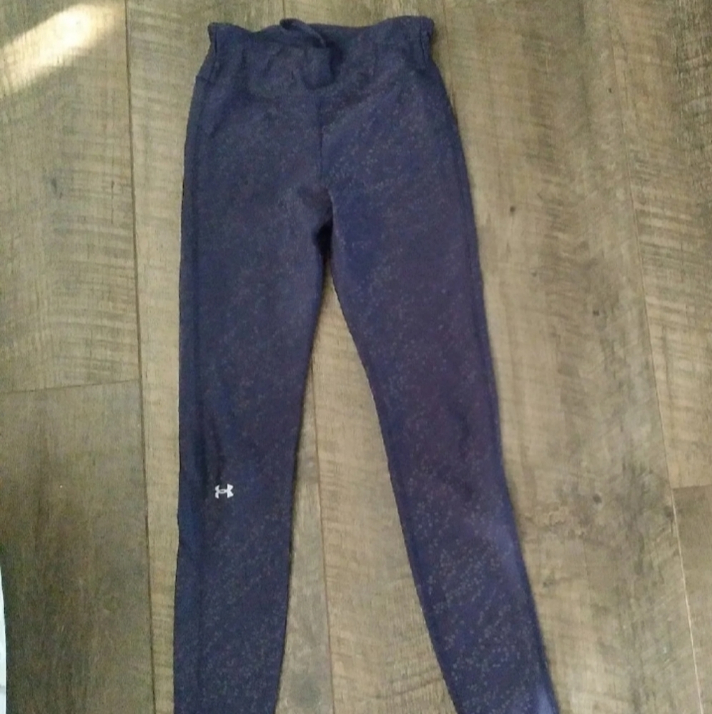 Womens under Armour small leggings